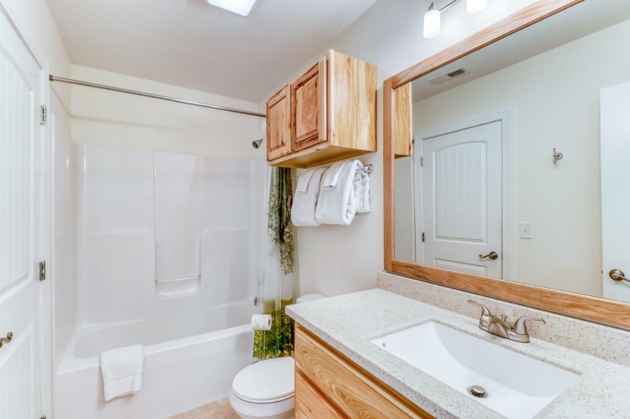 2 Bed 2 Bath Vacation Home In Whittier III Экстерьер фото